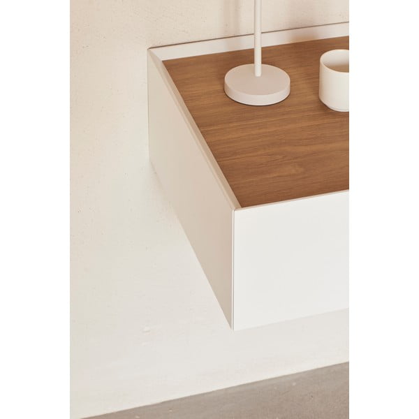 Bílý závěsný noční stolek s deskou v dubovém dekoru Arista – Teulat-image-2