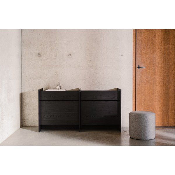 Černá komoda 146x76x51 cm Hido – noo.ma-image-1