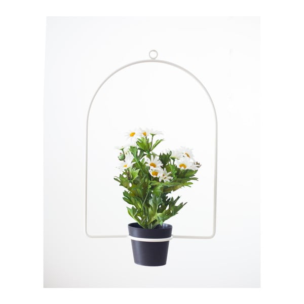 Bílá závěsná dekorace s květináčem Really Nice Things Arc, 30 x 35 cm