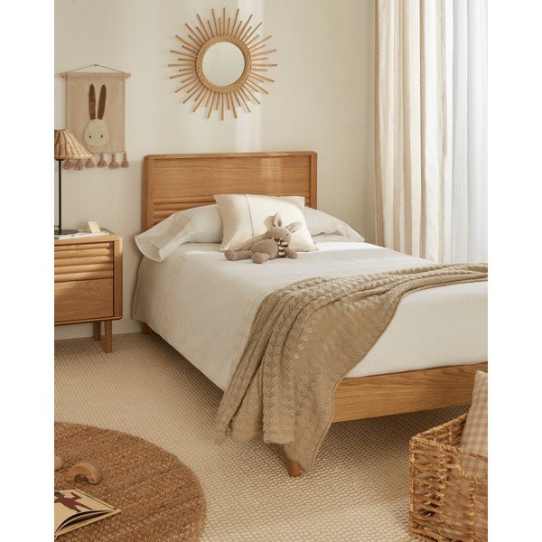 Jednolůžková postel z dubového dřeva s roštem v přírodní barvě 90x200 cm Lenon – Kave Home-image-1