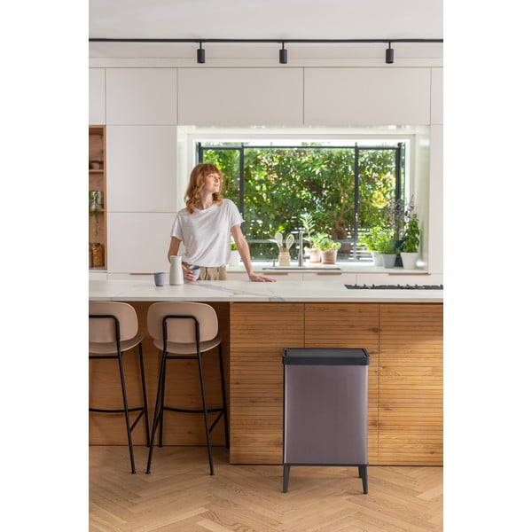 Růžový dotykový odpadkový koš z recyklovaného plastu 54 l Verto High – Curver-image-3