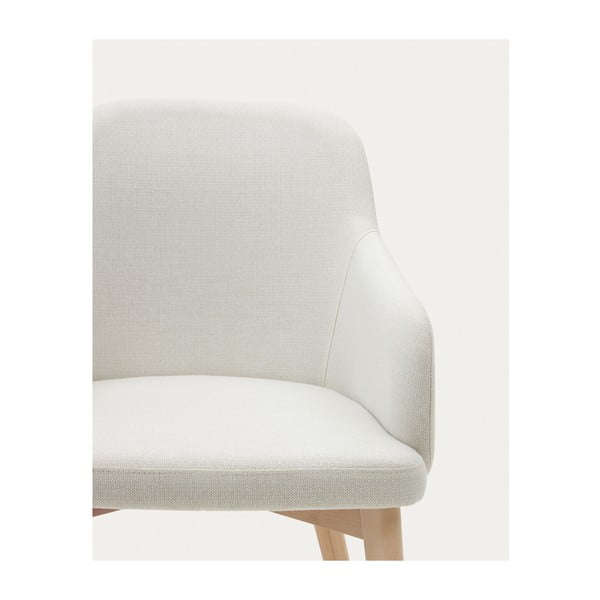 Krémové čalouněné jídelní křeslo s područkami Nelida – Kave Home-image-1