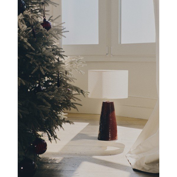 Červená/bílá stolní lampa s textilním stínidlem (výška 49 cm) Drava – Kave Home-image-2