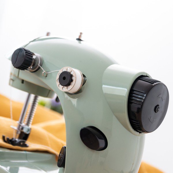 Zelený šicí stroj InnovaGoods Sewing Machine-image-4
