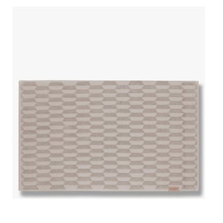 Béžová koupelnová předložka 50x80 cm Geo – Mette Ditmer Denmark