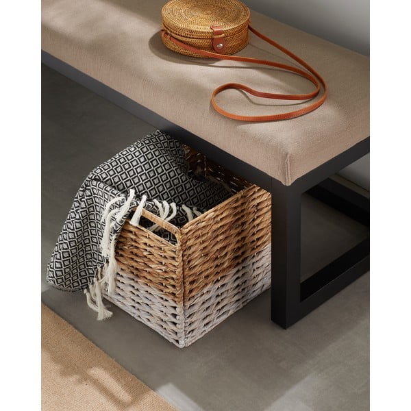 Proutěnný úložný box s bílým detailem Kave Home Woody-image-4