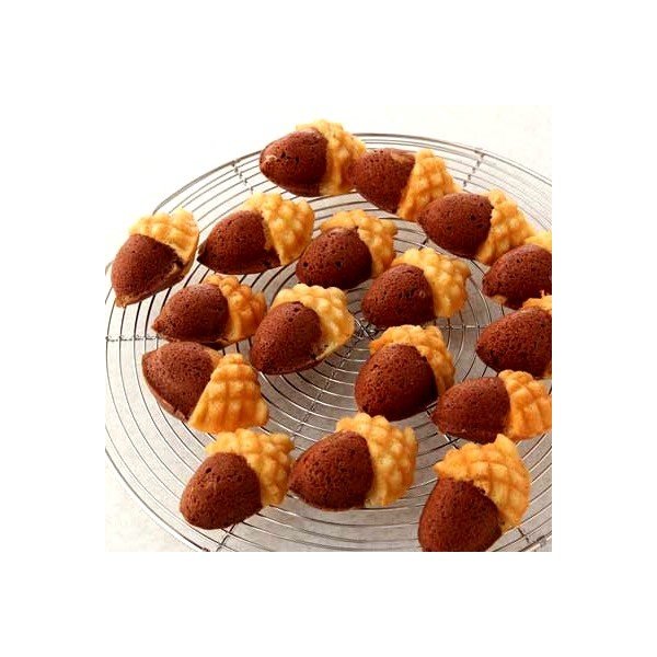 Forma na cukroví Nordic Ware Žaludy-image-3