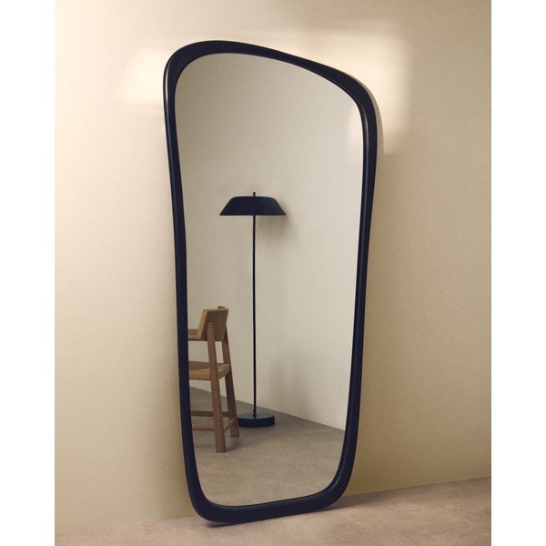 Nástěnné zrcadlo s dřevěným rámem 94,5x192 cm Alura – Kave Home-image-1