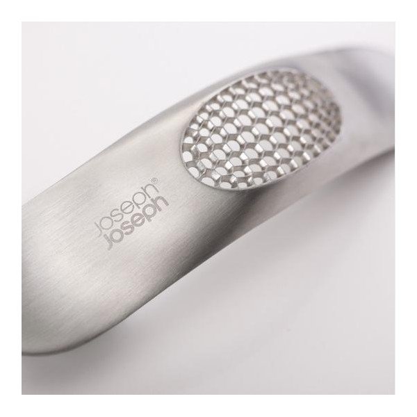 Nerezové klolébkové mačkadlo na česnek Joseph Joseph Garlic Rocker-image-2