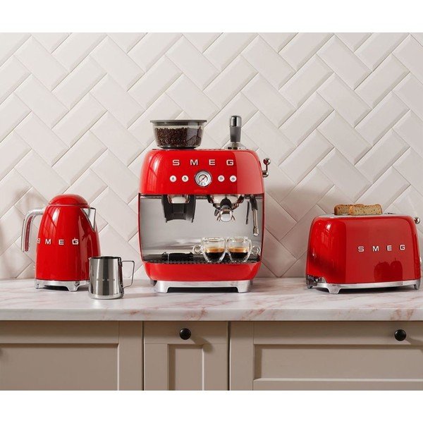 Červená rychlovarná konvice SMEG-image-1