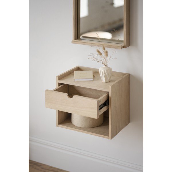 Závěsný noční stolek s poličkami z dubového dřeva v přírodní barvě Hillmond – Rowico-image-4