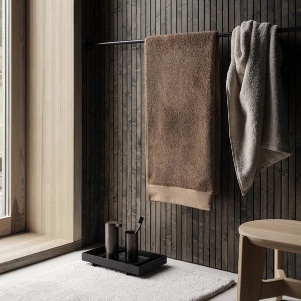 Tmavě hnědý dávkovač mýdla z nerezové oceli 165 ml MODO – Blomus-image-2