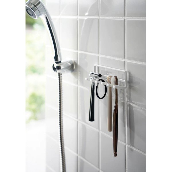 Bílý samodržící kovový držák na zubní kartáčky Film Hook – YAMAZAKI-image-3