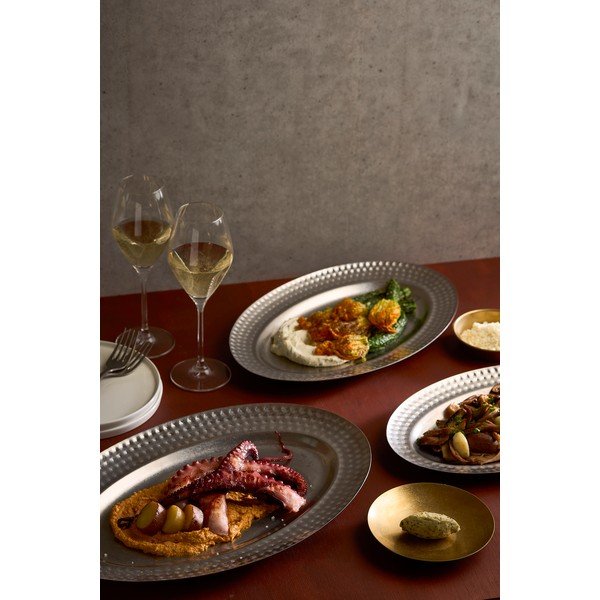 Servírovací tác z nerezové oceli 26,5x41 cm Serve – BonBistro-image-2