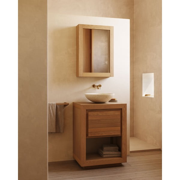 Závěsná koupelnová skříňka se zrcadlem z teakového dřeva v přírodní barvě 50x70 cm Plubia – Kave Home-image-3