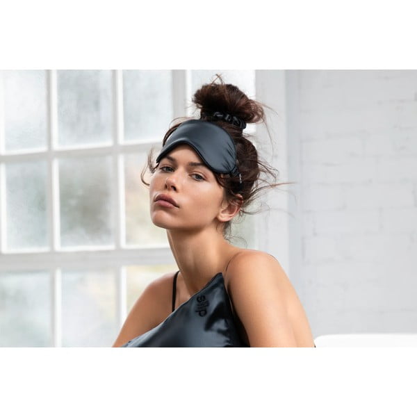 Černá hedvábná maska na spaní Black – slip-image-1
