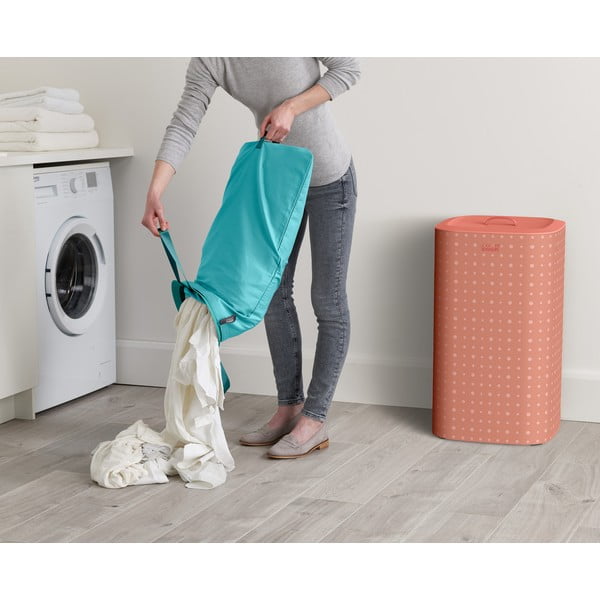 Růžový látkový koš na prádlo 60 l Tota Pop – Joseph Joseph-image-1