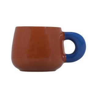 Tmavě hnědý hrnek z kostního porcelánu 470 ml Coco – ONA