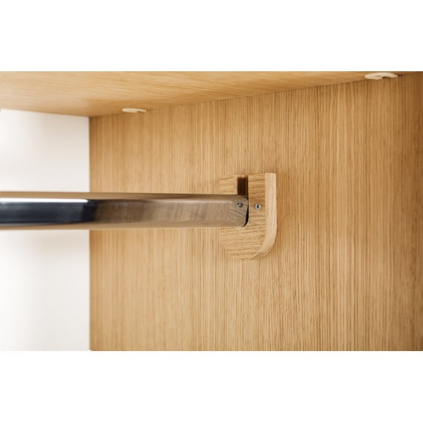 Bílá šatní skříň v dekoru dubu 80x190 cm Flora - Woodman-image-1