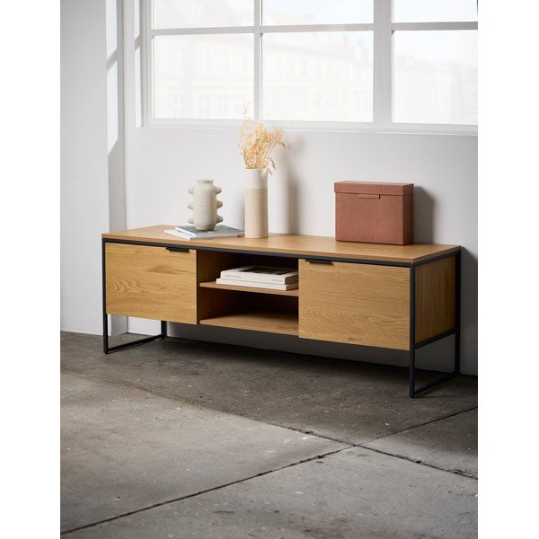 TV stolek v dekoru dubu v přírodní barvě 155x55x45 cm Cesura – Unique Furniture-image-1