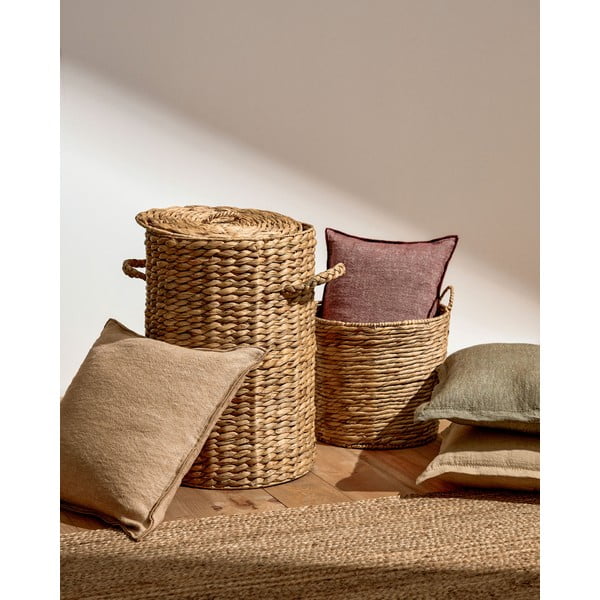 Koš na prádlo z vodního hyacintu v přírodní barvě Yessira – Kave Home-image-2