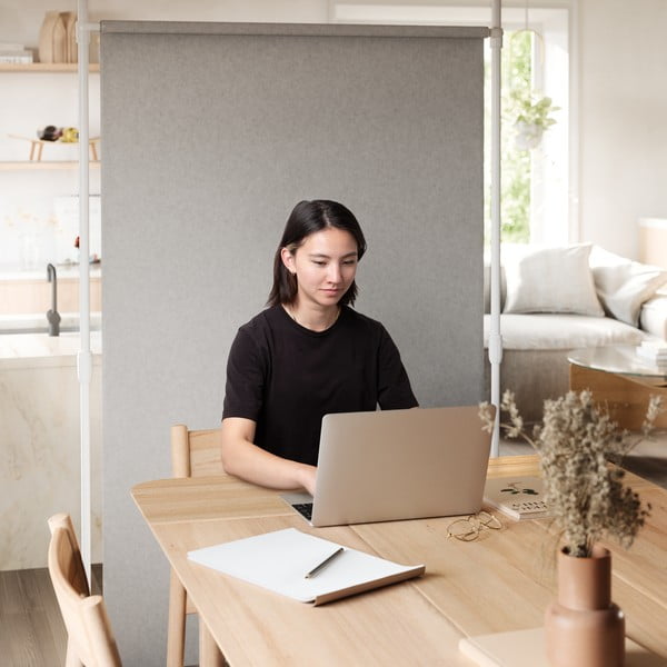 Bílý ocelový dělicí rám na závěs Anywhere – Umbra-image-2