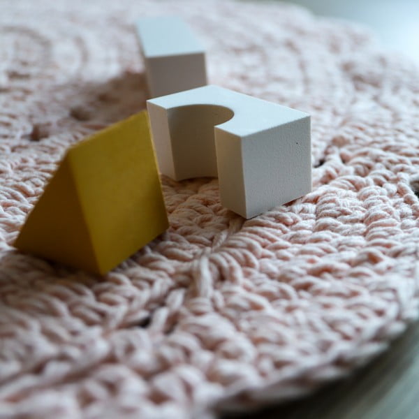 Růžový ručně háčkovaný koberec z bavlny Nattiot Alma, ø 120 cm-image-1