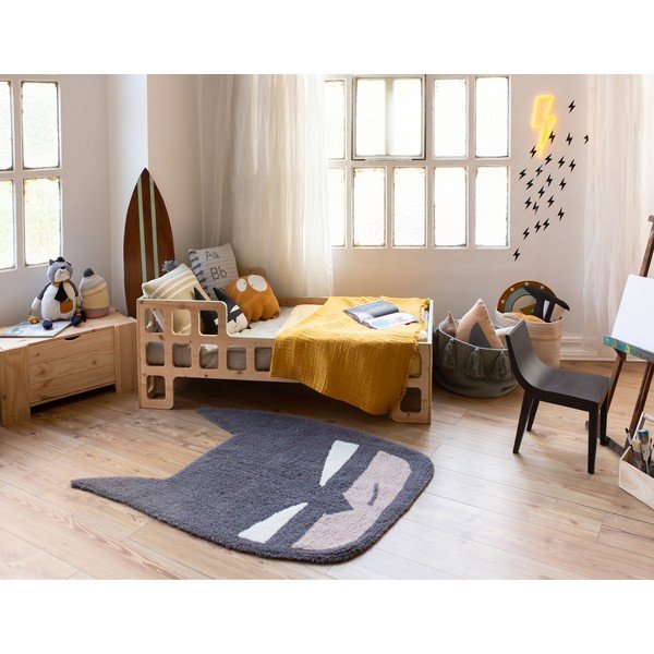 Černý pratelný ručně tkaný vlněný dětský koberec 90x120 cm BatBoy – Lorena Canals-image-1