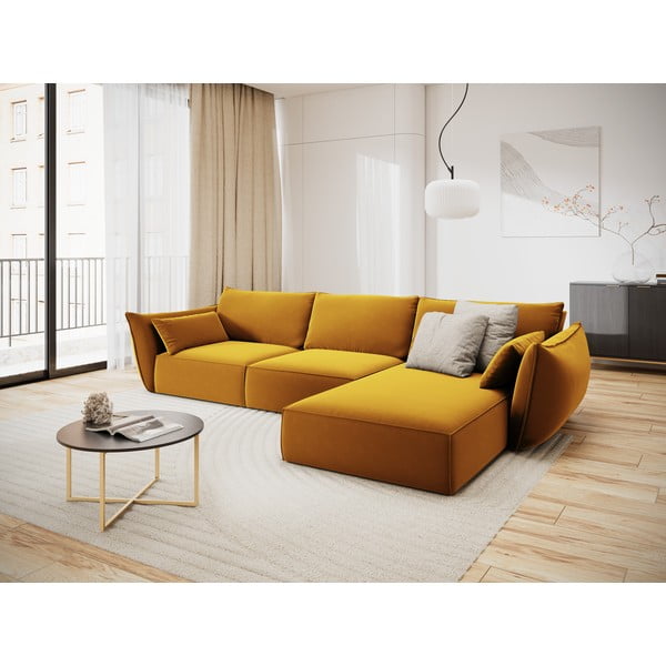 Sametová rohová pohovka v hořčicové barvě (pravý roh/s lenoškou) Vanda – Mazzini Sofas-image-1