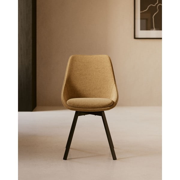 Hořčičně žlutá otočná židle Kave Home Haston-image-1
