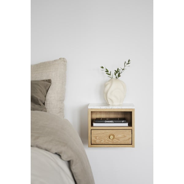 Noční stolek s deskou v dekoru mramoru v přírodní barvě Whitmore – Rowico-image-1