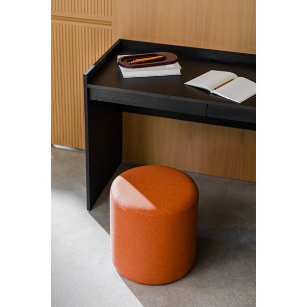 Vlněný taburet v terakotové barvě Folk – noo.ma-image-2