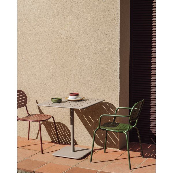 Ocelový zahradní jídelní stůl 70x70 cm Brai – Kave Home-image-1
