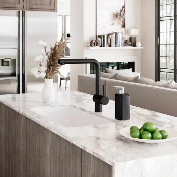 Matně černý ocelový dávkovač mýdla 295 ml – simplehuman-image-1