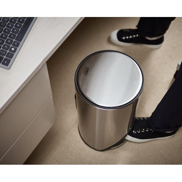 Nášlapný odpadkový koš z nerezové oceli v leskle stříbrné barvě 10 l Arc – Joseph Joseph-image-4