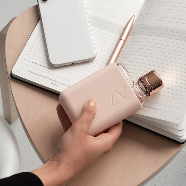 Růžové silikonové pouzdro na placatku Memobottle A7 Sleeve-image-3