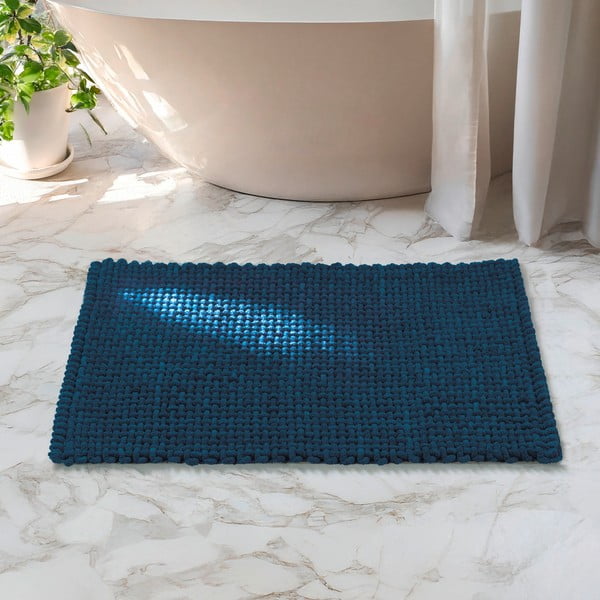 Tmavě modrá textilní koupelnová předložka 50x80 cm Covelo – Wenko-image-1