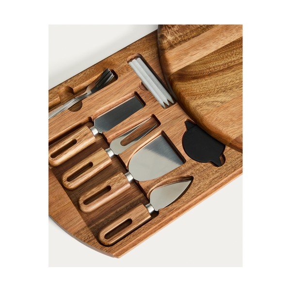 Dřevěné prkénko na sýr 46 x 36 cm Blera – Kave Home-image-2