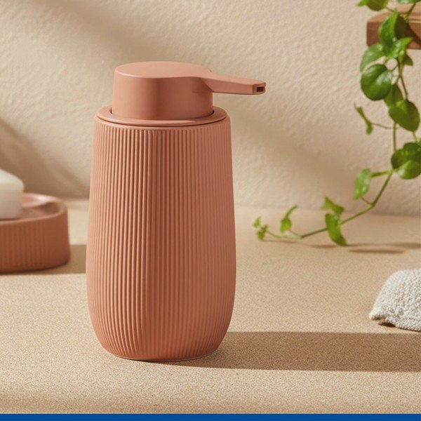 Hnědý plastový dávkovač mýdla 400 ml Fablo – Wenko-image-1