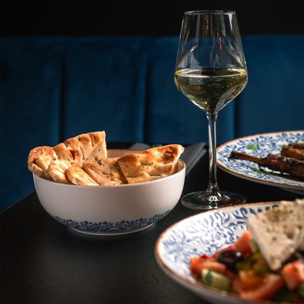 Bílá/modrá porcelánová polévková miska 710 ml Azul – BonBistro-image-1
