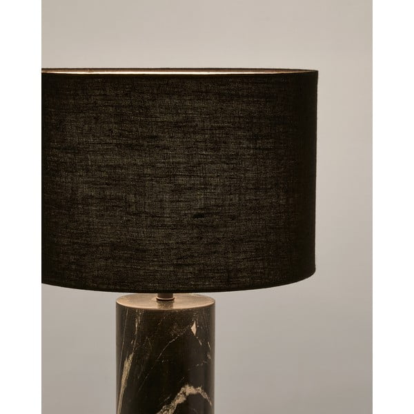 Černá mramorová stolní lampa s textilním stínidlem (výška 57 cm) Vex – Kave Home-image-2