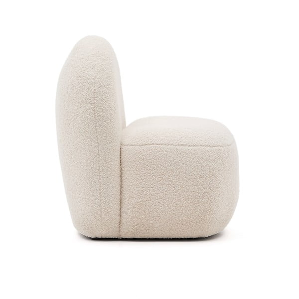 Bílé dětské křesílko z textilie bouclé Bucky – Kave Home-image-1