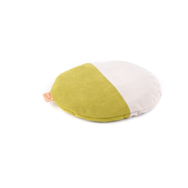 Zeleno-krémový polštář Linda Vrňáková Lentils-image-3