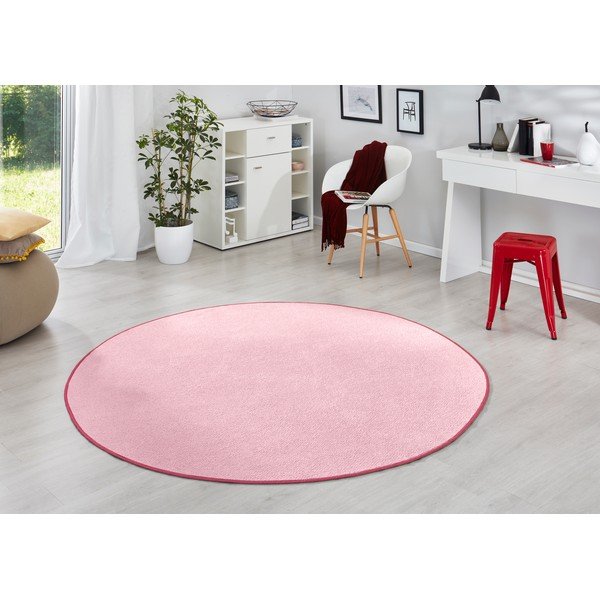 Světle růžový kulatý koberec ø 133 cm Fancy – Hanse Home-image-1