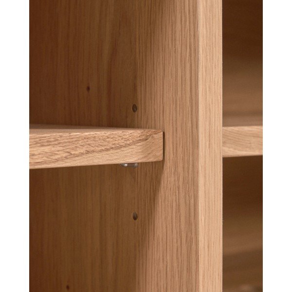 Nízká komoda v dekoru dubu v přírodní barvě 150x71 cm Rasha – Kave Home-image-4