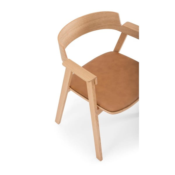 Hnědá/v přírodní barvě kožená jídelní židle s područkami Flip – Gazzda-image-2