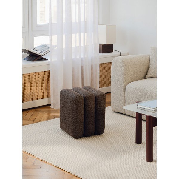 Hnědý taburet z textilie bouclé Radd – noo.ma-image-3