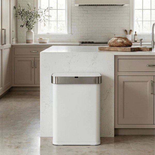 Matně bílý bezdotykový ocelový odpadkový koš 58 l Sensor – simplehuman-image-1