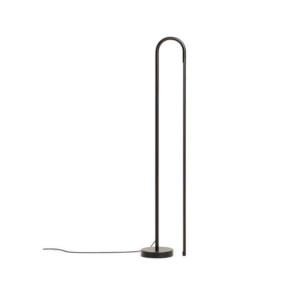 Černá LED stojací lampa (výška 120 cm) Bow – Kave Home