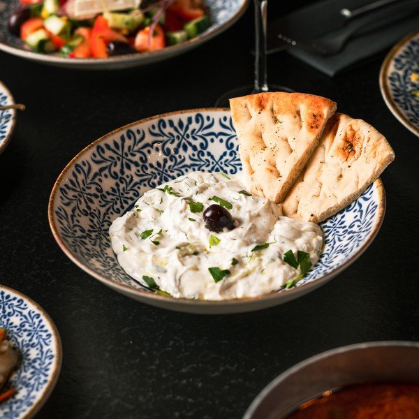 Bílá/modrá porcelánová polévková miska 1 l Azul – BonBistro-image-2
